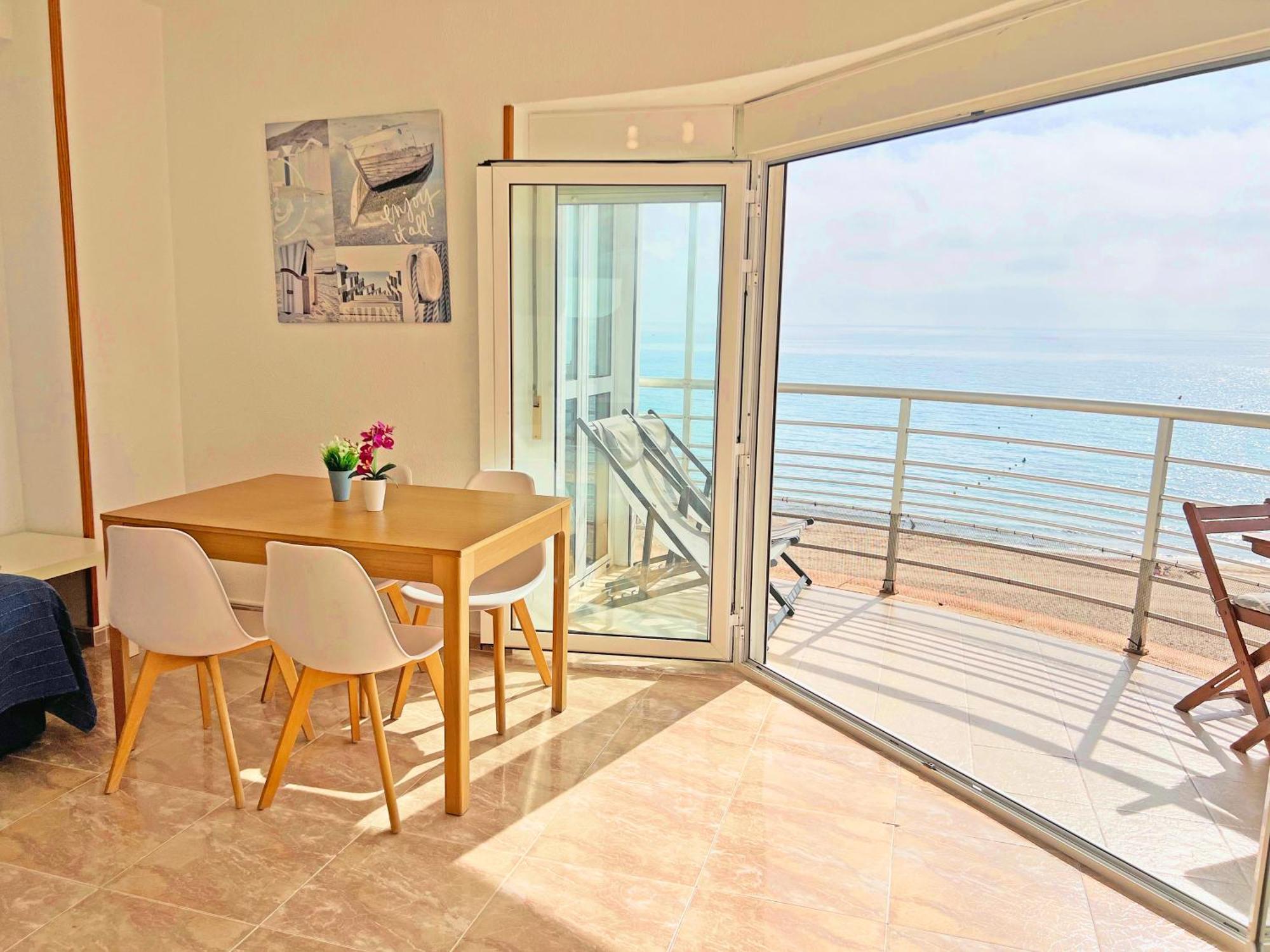 Апартаменти Atico Frente Al Mar 2 Terrazas Barbacoa Y Parking Sujeto A Disponibilidad Ел-Кампельйо Екстер'єр фото